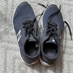 New Balance sneakers 711 size 8D